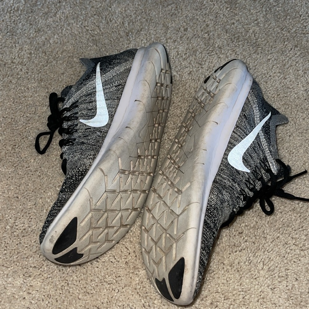 Nike Free Rn Flyknit - Picture 4 of 7